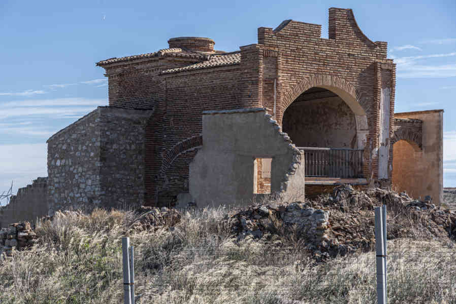 Zaragoza - Belchite 41 - Pueblo Viejo - Arco de San Roque.jpg
